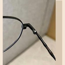 Gọng kính form đa giác nhỏ chất liệu titanium cao cấp, phù hợp mặt vừa và to mã M62 6