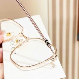 Gọng kính form đa giác to chất liệu titanium cao cấp, phù hợp mặt vừa và to mã M53 5