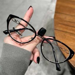 Gọng kính nữ dáng mắt mèo thời trang cao cấp Hàn Quốc chất liệu kim loại kết hợp nhựa M63 2