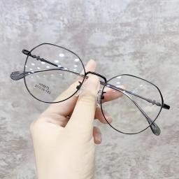 Gọng kính nữ thời trang tròn góc cạnh dành cho mặt vừa và to chất liệu kim loại M6 5